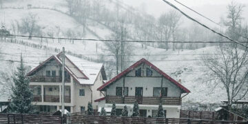 Unraveling the Mysteries of Romanian Folklore: Exploring the significance of the snow of the lambs folk tale “Zăpada Mieilor”